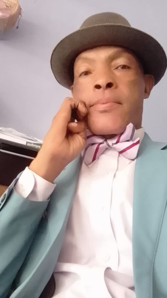 Bernard Ossete Obela — portrait 1
